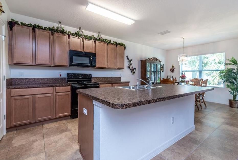 3 Homes for Sale in Leesburg, FL CanalFront, Top Communities & More